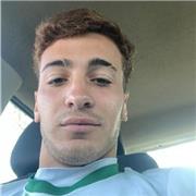 Insegnante di spagnolo. Nato in Argentina